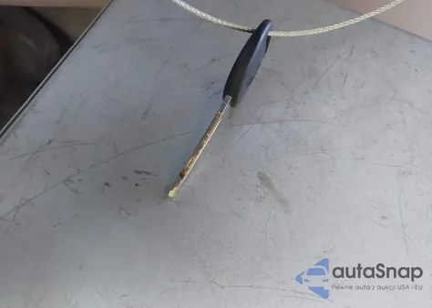 2001 GMC Yukon Slt from USA, damaged, VIN 1GKEC13T11J164057